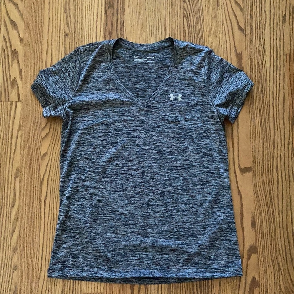 UA Under Armour V-neck Active Tee Size M Black
